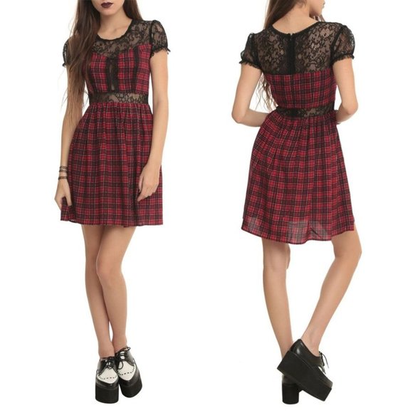 Tripp nyc Dresses & Skirts - NWT ROYAL BONES by DAANG GOODMAN TRIPP NYC Red Mini Plaid Lace Dress Sz L